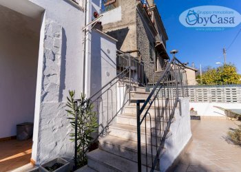 Stable - Palace piazza valentini, Manziana - photo 3