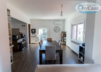 Stable - Palace piazza valentini, Manziana - photo 13