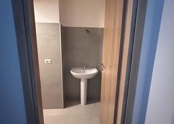 bagno - Locale Commerciale Strada Tuderte 41h, Perugia - foto 4