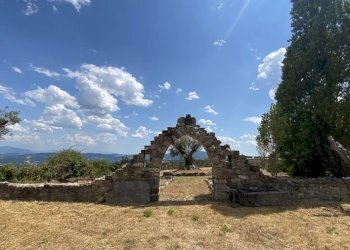 Castello strada provinciale, Todi - foto 6