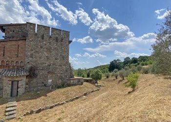 Castello strada provinciale, Todi - foto 11
