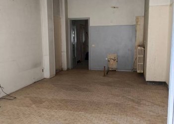 Negozio via Michele Coppino, 2, Cuneo (zona Centro) - foto 4