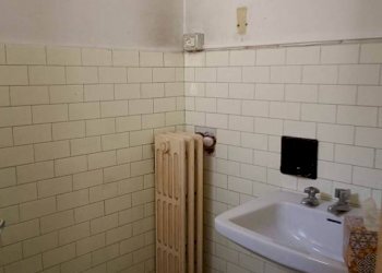 Shop via Michele Coppino, 2, Cuneo (neighborhood Centro) - photo 8