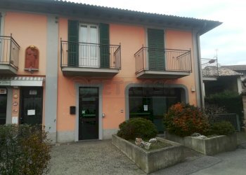 IMG_20200110_151358.jpg - Locale Commerciale VIA PONTE RINO, Campagnola Cremasca - foto 1