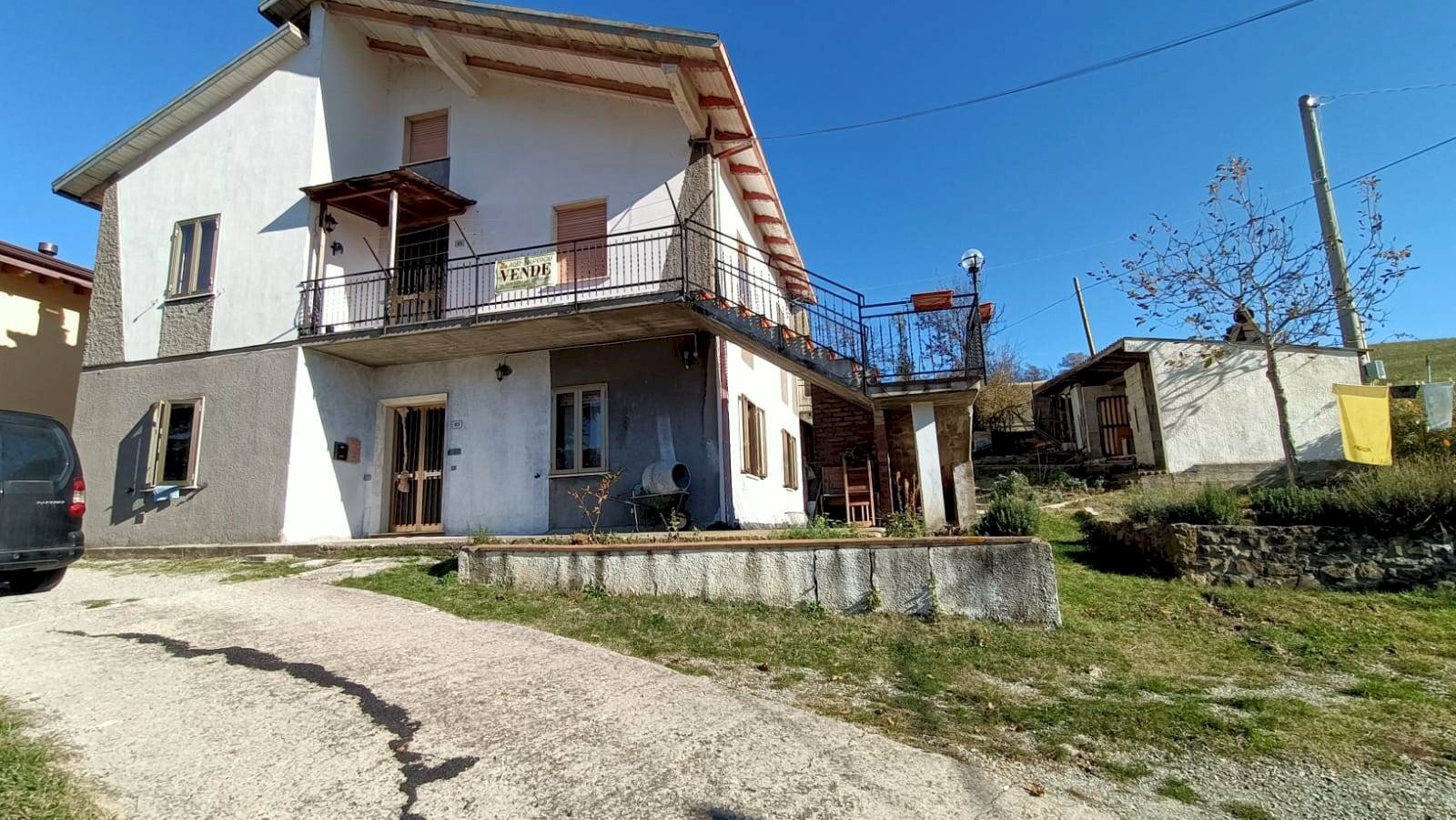 Villa Bifamiliare Via Nazionale 123, 125, Castiglione dei Pepoli - foto 2