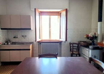 Semi-detached Villa Via Nazionale 123, 125, Castiglione dei Pepoli - photo 9