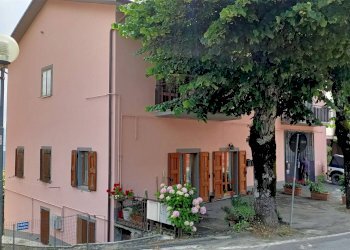 Trilocale Piazza Kennedy 5, Camugnano - foto 4