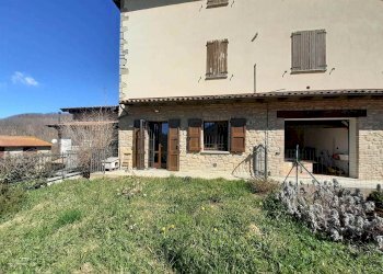 Bilocale Via Villa 4/5, Castel d'Aiano - foto 1