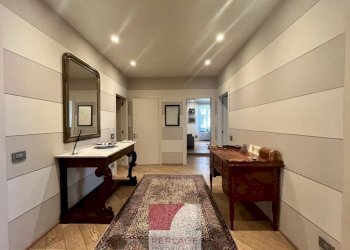 Apartment Bra - photo 1