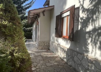 Villa Unifamiliare Cascia-Colmotino, Cascia - foto 2