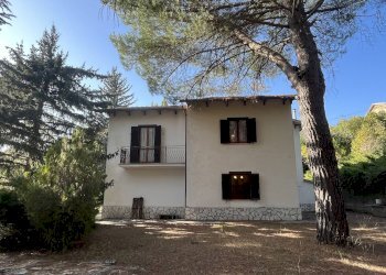 Villa Unifamiliare Cascia-Colmotino, Cascia - foto 5