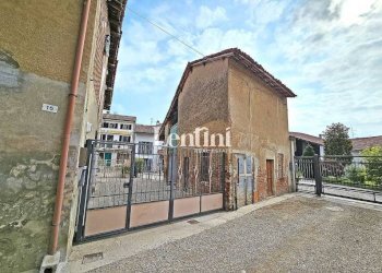 Villa via Carlo Alberto, 17, Borgo San Martino - foto 4