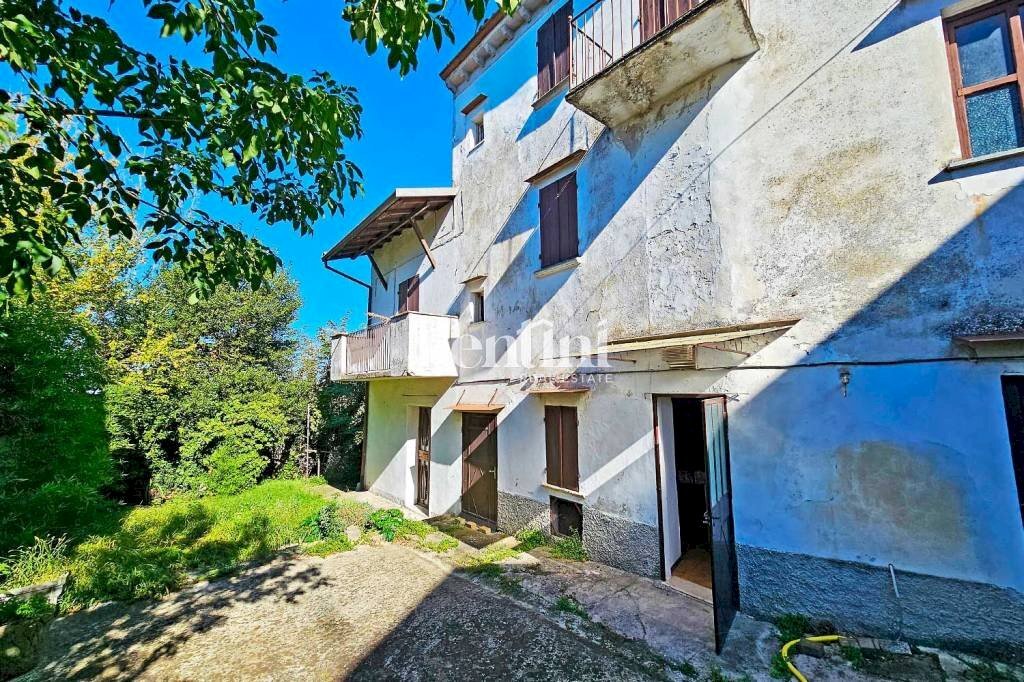 Villa via Carnevali, 5, Treville - foto 1