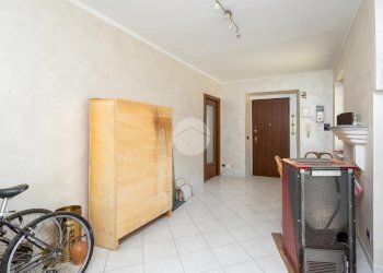 Two-room apartment Via borsi, Piossasco - photo 3