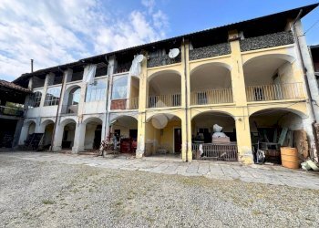 Appartamento Via delle Scuole, Castellamonte - foto 1