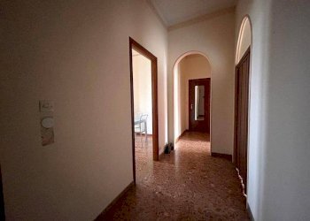 CORRIDOIO - Trilocale corso Giovanni Giolitti, 40, Cuneo (zona Centro) - foto 2