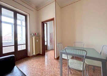 SALOTTO - Trilocale corso Giovanni Giolitti, 40, Cuneo (zona Centro) - foto 7