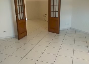 soggiorno - Villa Trifamiliare centrale, Castel San Giovanni - foto 18