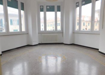 Office Savona (neighborhood Centro storico) - photo 1