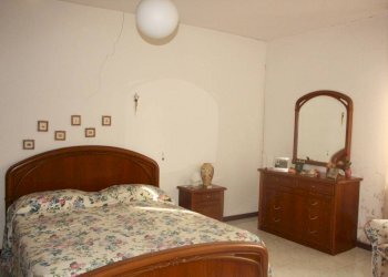 camera da letto - Rustico via Roma, Mombello Monferrato - foto 6