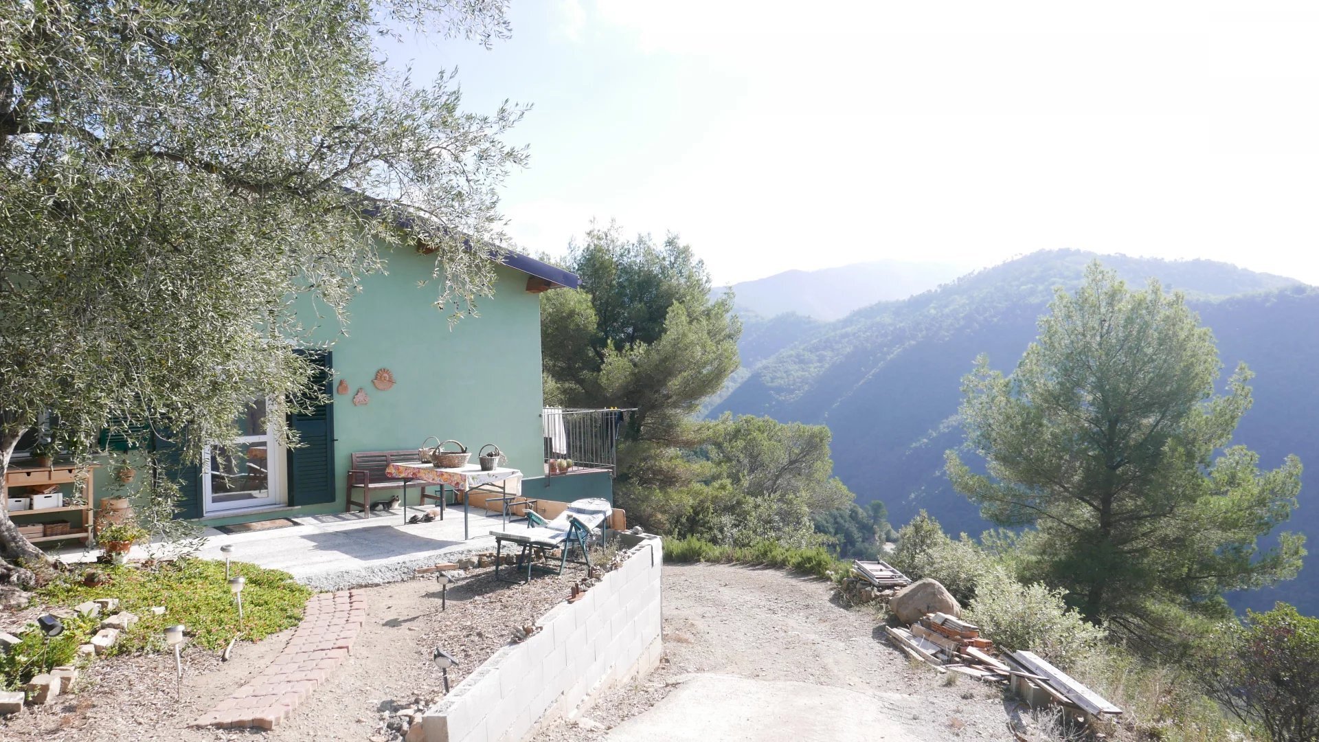 Independent house Apricale - photo 1