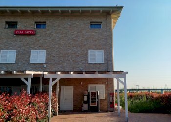 Porzione di casa Via Persicetana, 30, frazione Osteria Nuova, Sala Bolognese - foto 2