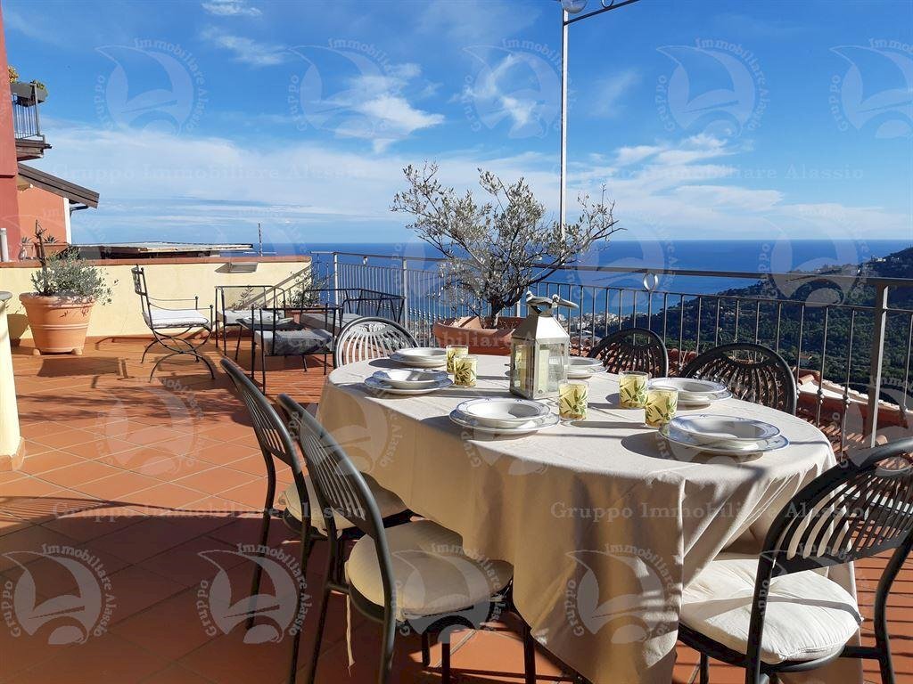 Four-room apartment Alassio - photo 2