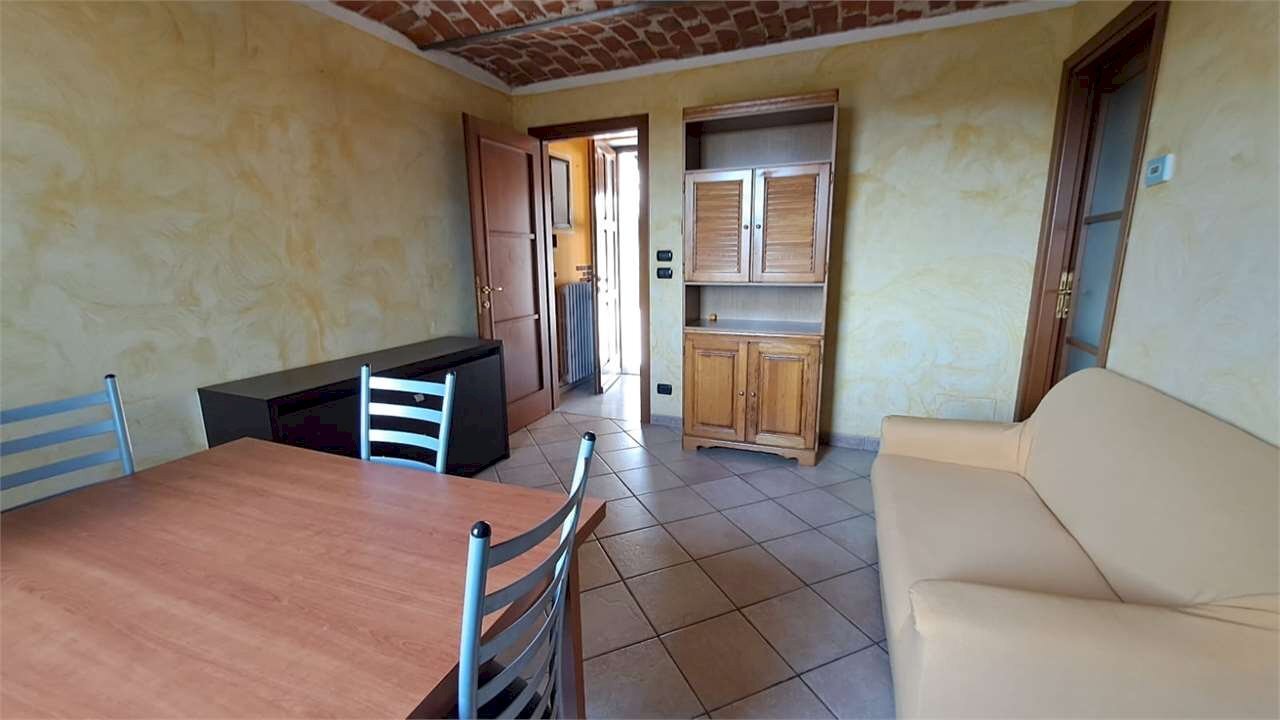 Portion of a house Castellinaldo d'Alba - photo 2