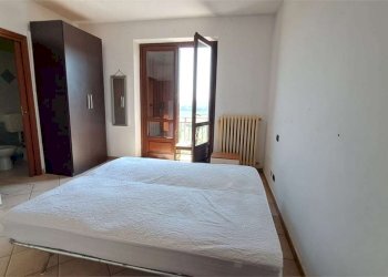 Portion of a house Castellinaldo d'Alba - photo 4