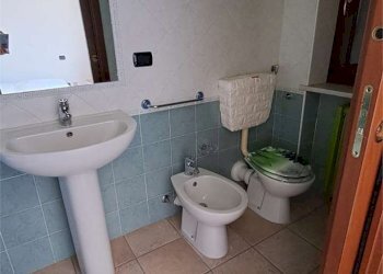 Portion of a house Castellinaldo d'Alba - photo 7