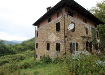Independent house Via Canale, Baiso - photo 4