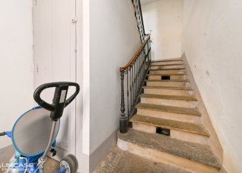 scala - Two-room apartment Pinerolo - photo 24
