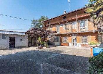 Casa semi indipendente Via bruna, San Francesco al Campo - foto 1