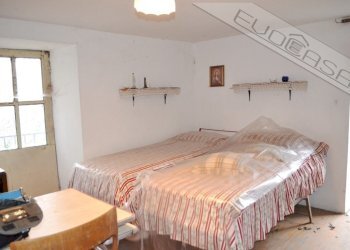 Semi-detached house Borgata Lageard , Perosa Argentina - photo 2