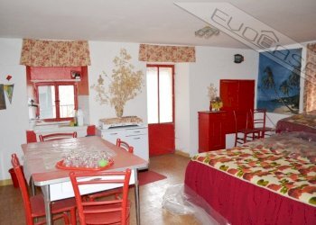 Semi-detached house Borgata Lageard , Perosa Argentina - photo 11