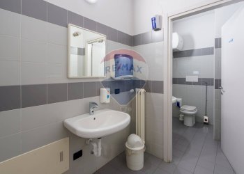 Locale Commerciale Strada Provinciale ex SS 525, Lallio - foto 16