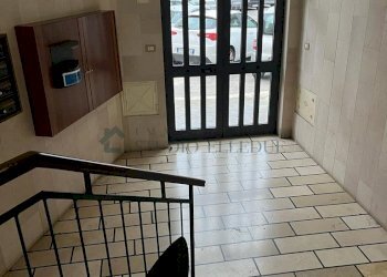 WhatsApp Image 2023-10-23 at 11.23.36 (3).jpeg - Magazzino VIA NITTO DE ROSSI 58, Bari - foto 3