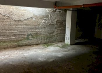 WhatsApp Image 2023-10-23 at 11.23.35 (1).jpeg - Magazzino VIA NITTO DE ROSSI 58, Bari - foto 9