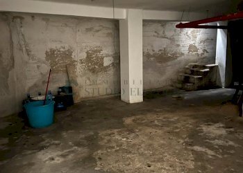 WhatsApp Image 2023-10-23 at 11.23.35.jpeg - Magazzino VIA NITTO DE ROSSI 58, Bari - foto 12