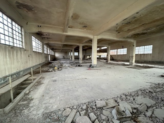 2.jpg - Locale Commerciale Via dei Canneti 1, Guidonia Montecelio - foto 2