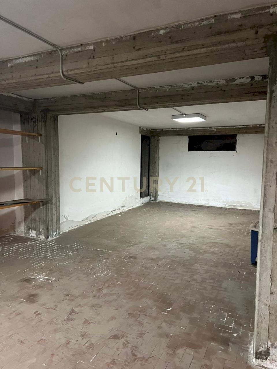 WhatsApp Image 2023-09-26 at 20.47.39 (1).jpeg - Box Via Moncada 1, Sant'Agata Li Battiati - foto 2