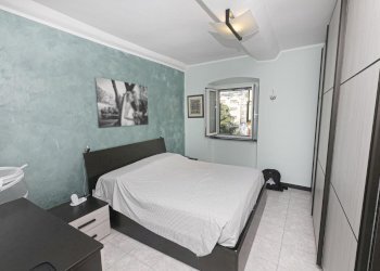 CAMERA 1.jpg - Appartamento Via Martiri della Libertà 91, Campomorone - foto 11