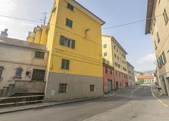 STABILE (2).jpg - Appartamento Via Martiri della Libertà 91, Campomorone - foto 19