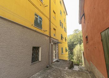 STABILE.jpg - Appartamento Via Martiri della Libertà 91, Campomorone - foto 20