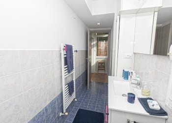 BAGNO (5).jpg - Appartamento Via Martiri della Libertà 91, Campomorone - foto 23