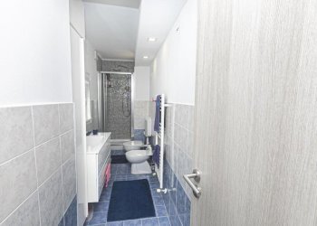 BAGNO.jpg - Appartamento Via Martiri della Libertà 91, Campomorone - foto 24