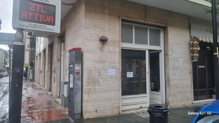 Locale Commerciale Corso Europa, Avellino - foto 2