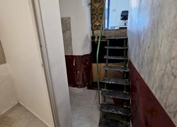 SGABUZZINO E BAGNO.jpg - Locale Commerciale Via Giovanni Tommaso Invrea 46, Genova - foto 13