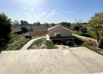 vista sul giardino - Villa via Valle Quarta, Alessandria - foto 24