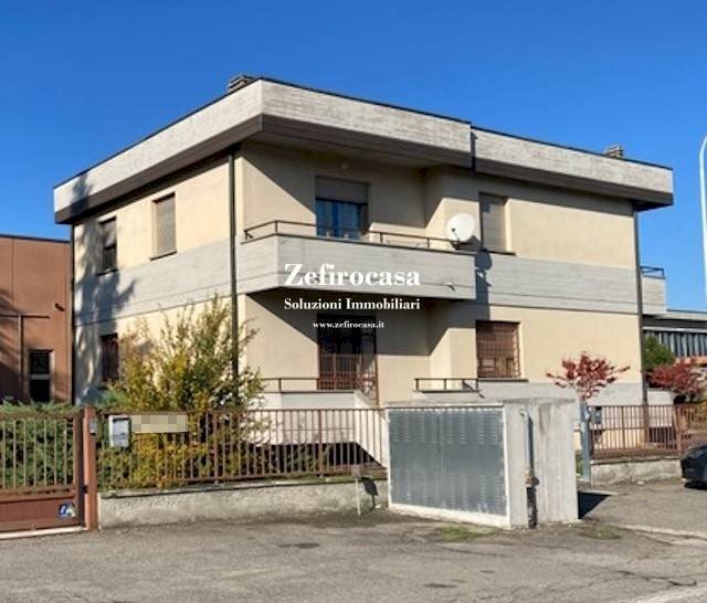 Facciata - Ufficio via 2 Giugno, Anzola dell'Emilia - foto 1